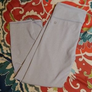 Fabletics crop leggings